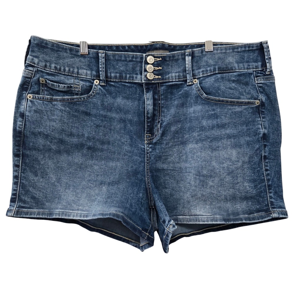 Torrid Womens 20 Medium Wash High Rise Triple Button Denim Shorts Acid Wash